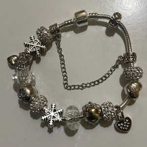 Silver crystal charm bracelet 8”